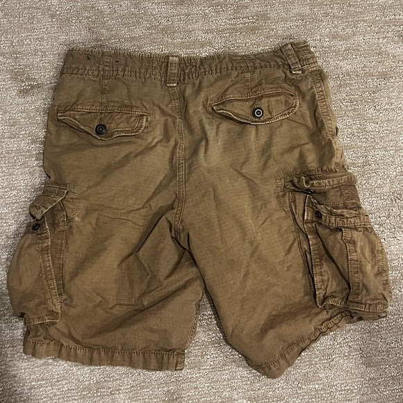 American Eagle Cargo Shorts 🦅 - Picture 2 of 2